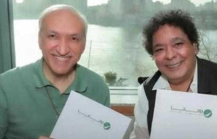 محمد منير يتعاقد مع روتانا