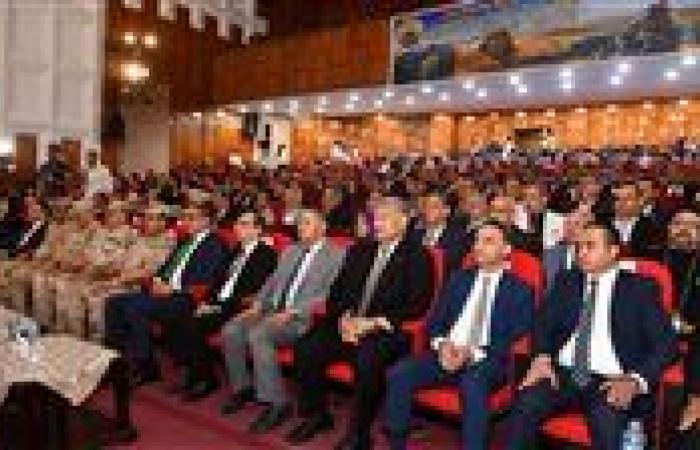 محافظ الفيوم وقائد قوات الدفاع الشعبي والعسكرى ورئيس الجامعة يشهدون الندوة التثقيفية ألــ (21)