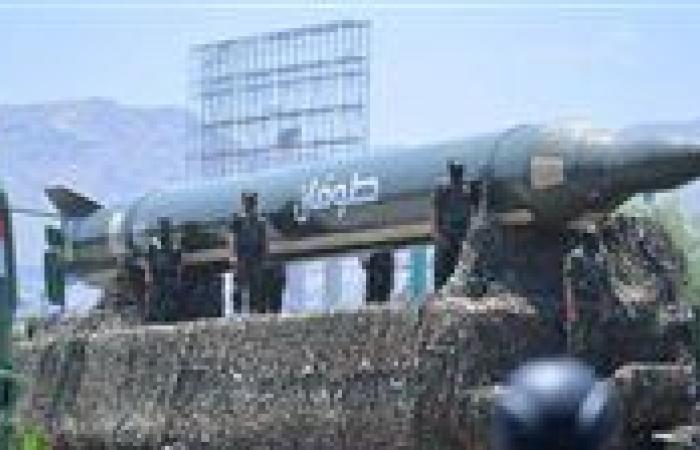 خبير بقوات الحوثيين يتوعد الإحتلال الاسرائيلي: ضرباتنا لن تقتصر على صاروخ أو اثنين